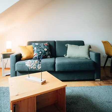 50/ Seilbahn Blick / 2 Schlafzimmer Apartment *